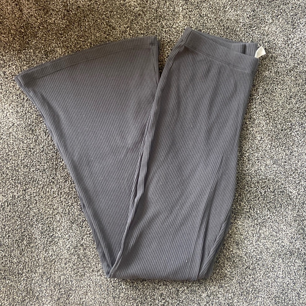 Ribbed Flare Pants